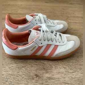 Women’s Adidas Samba